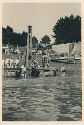 Troupe allemande dans le port de Saint-Quay-Portrieux - 1942