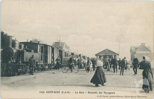 1152 - Saint-Quay - Le gare - Descente des voyageurs