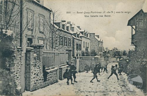 888 - Saint-Quay-Portrieux - Sous la neige - Une bataille rue Barat