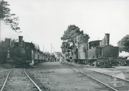 Deux trains pour St-Brieuc à St-Quay  - Corpet-Louvet N°39 et 40 - Aout 1956