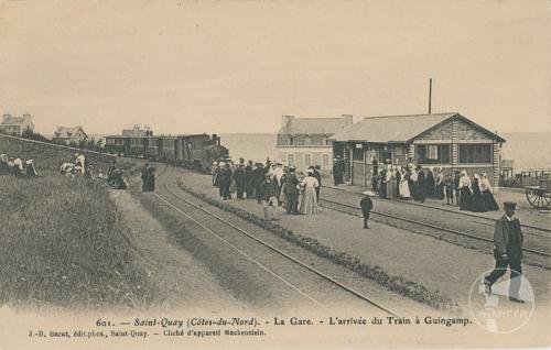 601 - Saint-Quay - La gare - L'arrivée du train de Guingamp